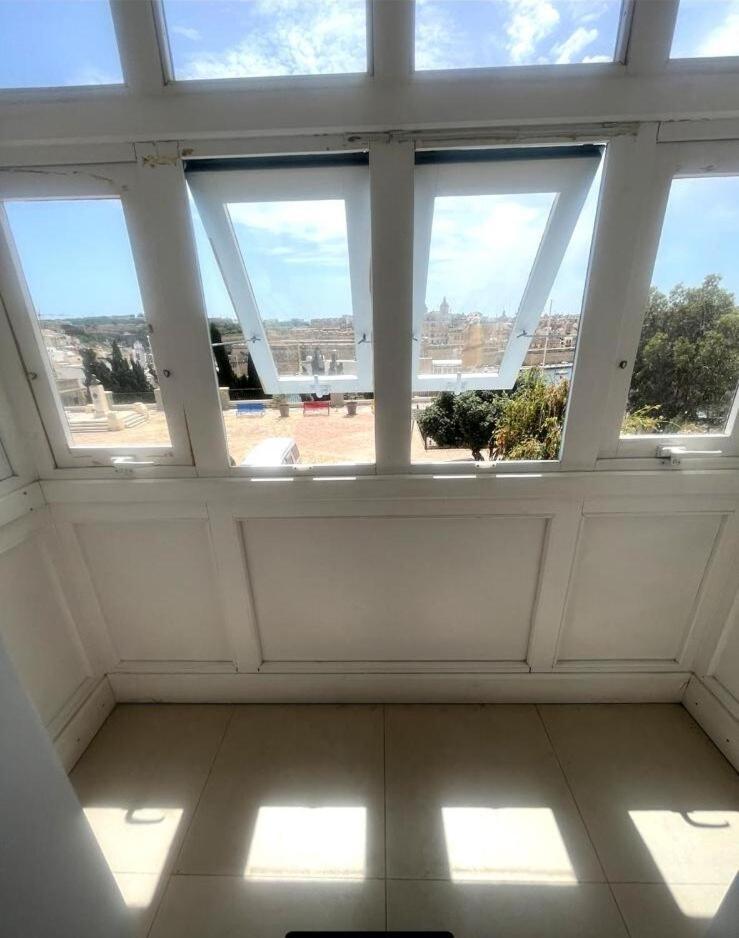 Harbour View Apt With Terrace Kalkara Bagian luar foto
