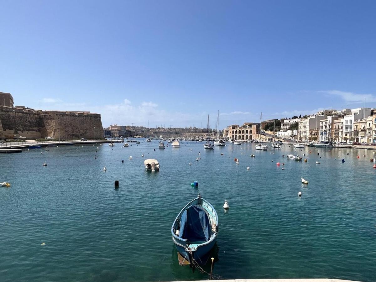 Harbour View Apt With Terrace Kalkara Bagian luar foto